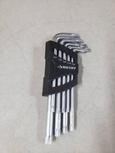 lot 2660 image: Husky 9 Piece Star Allen Wrench Set