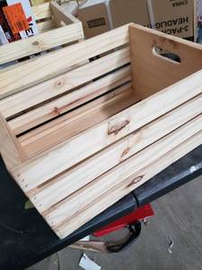 lot 5174 image: Crates And Pallet Large Wood Crate 67504 18 X 12 12 X 9 12