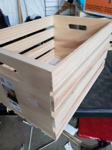 lot 5186 image: Crates And Pallet Large Wood Crate 67504 18 X 12 12 X 9 12