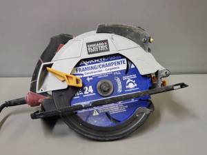 lot 57 image: Chicago Electric 12 amp Heavy Duty Circular Saw w Laser Guide