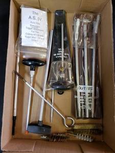 lot 111 image: Pistol & Shotgun Cleaning Rods & Gun Cleaning Supplies
