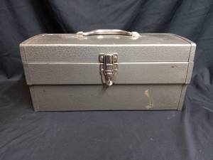 lot 158 image: Metal Tool Box wTray for Sockets