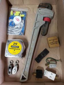 lot 201 image: Tools, Earplugs