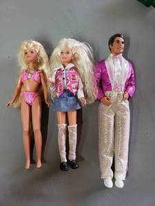 lot 203 image: Vintage Barbies And Ken