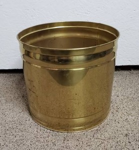 lot 240 image: Bristol Brass Planter 12.25 Diameter 11 Tall