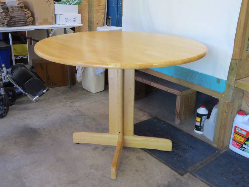 lot 13 image: 40 Drop Leaf Solid Wood Table