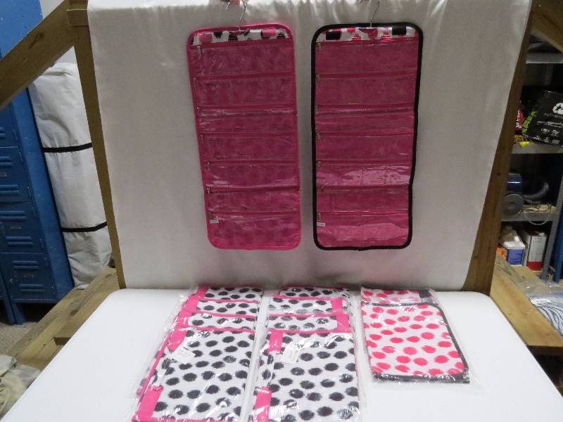 lot 80 image: Lot of 12 Assorted HangingTravel Jewelry Rolls