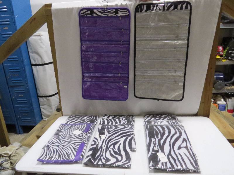 lot 100 image: Lot of 12 Assorted HangingTravel Jewelry Rolls