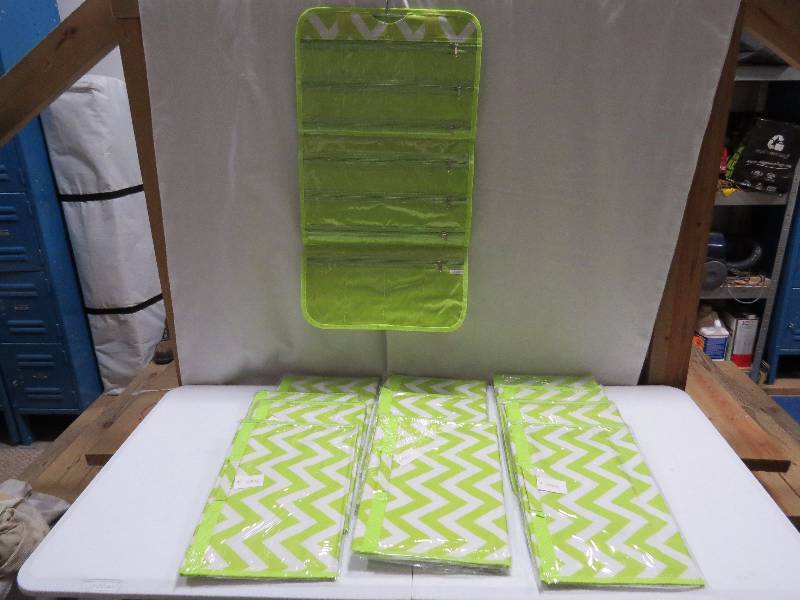 lot 112 image: Lot of 12 Lime Green HangingTravel Jewelry Rolls