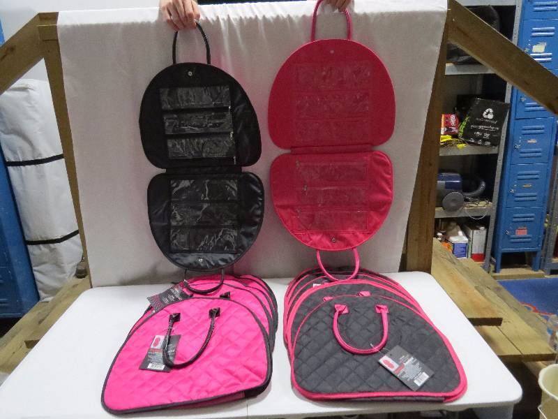 lot 131 image: Lot of 12 Jewelry Travel Organizers