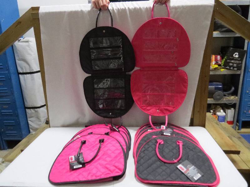 lot 133 image: Lot of 12 Jewelry Travel Organizers