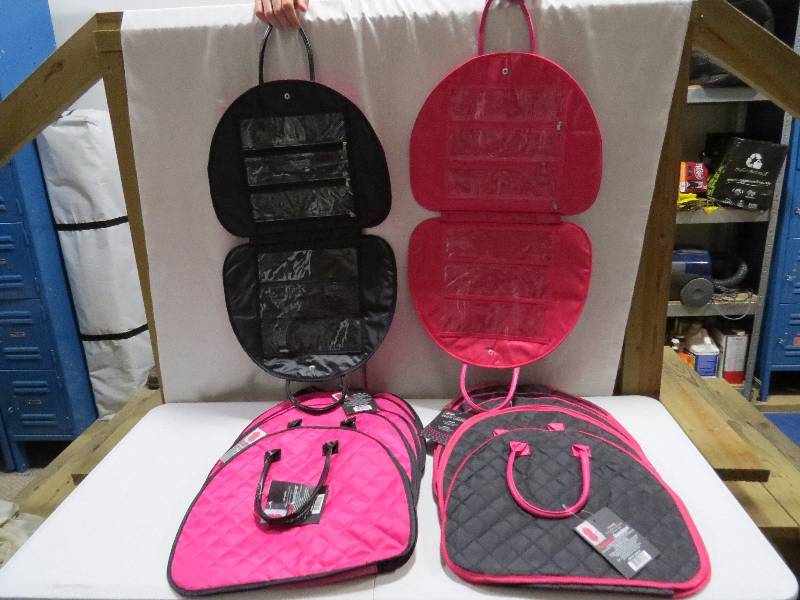 lot 137 image: Lot of 12 Jewelry Travel Organizers
