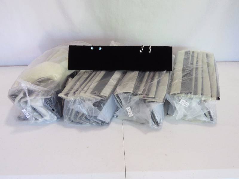 lot 171 image: Lof of 48 Black Velvet Large Earring Stands (jewelry not included)