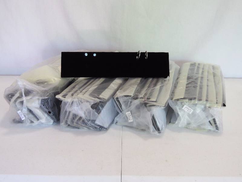 lot 172 image: Lof of 48 Black Velvet Large Earring Stands (jewelry not included)