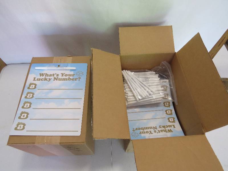 lot 231 image: Lot of Memo Boards with Dry Erase Markers