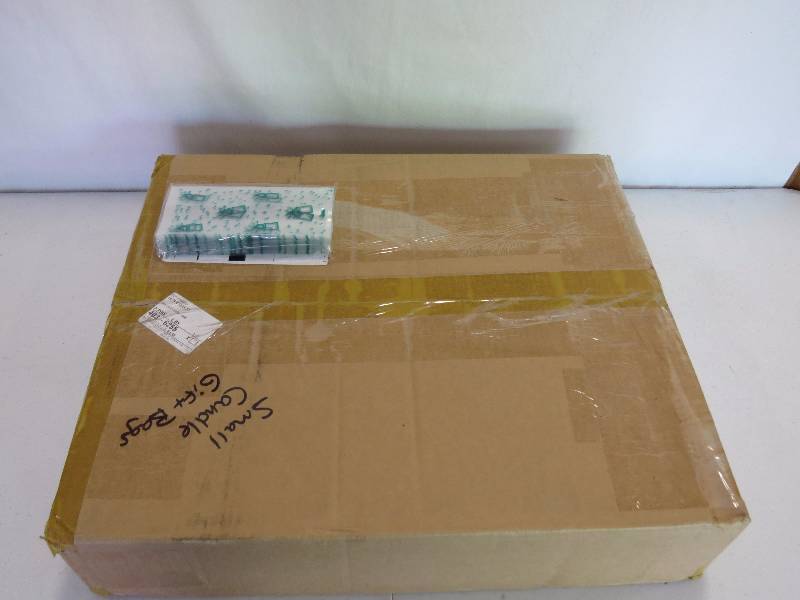 lot 248 image: Lot of Candle Print Poly Bags