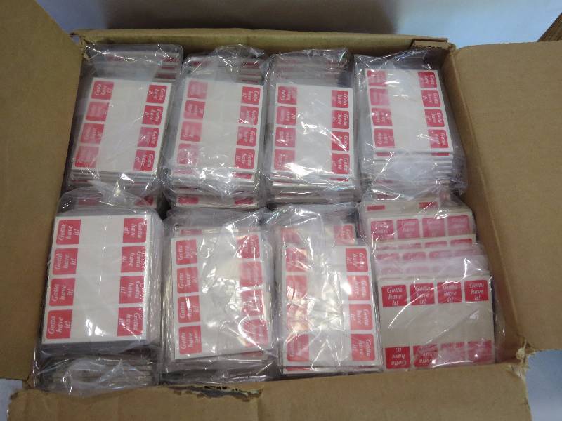 lot 253 image: Lot of 400 pads of Gotta Have It Catalog Flags