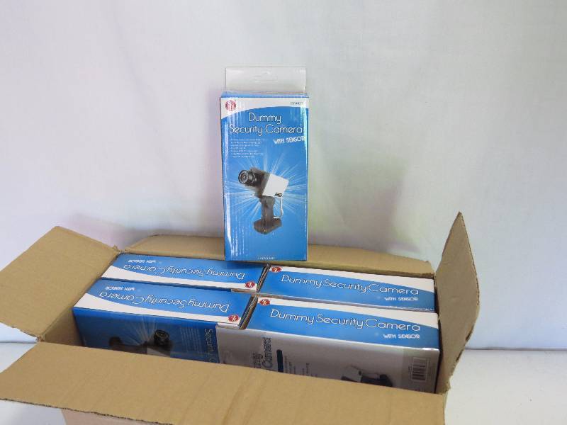 lot 255 image: Lot of 12 Dummy Security Cameras - motion Sensor