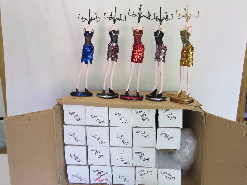 lot 274 image: Lot of 20 Lady Jewelry Holders