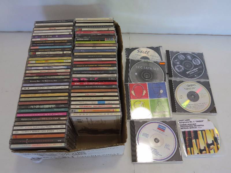 lot 292 image: 70 Assorted Music CDs