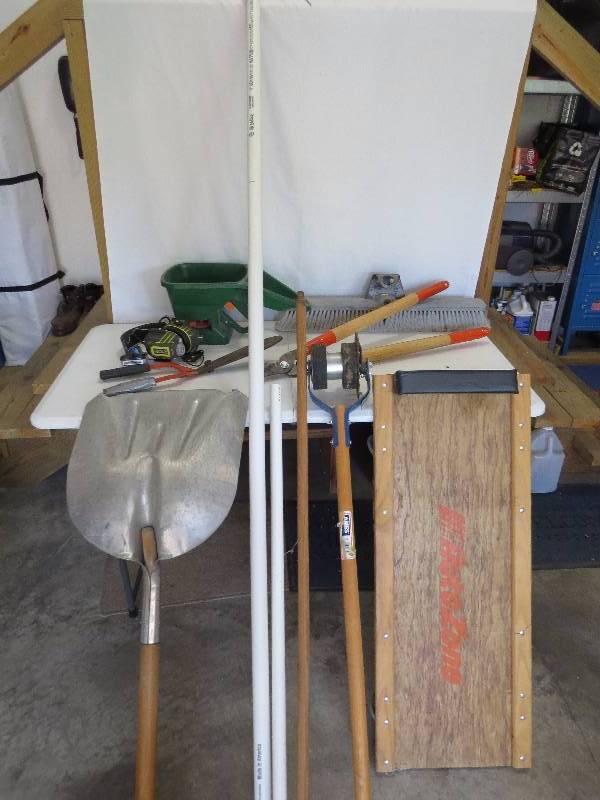 lot 317 image: Lot of Garage, Yard and Household Stuff
