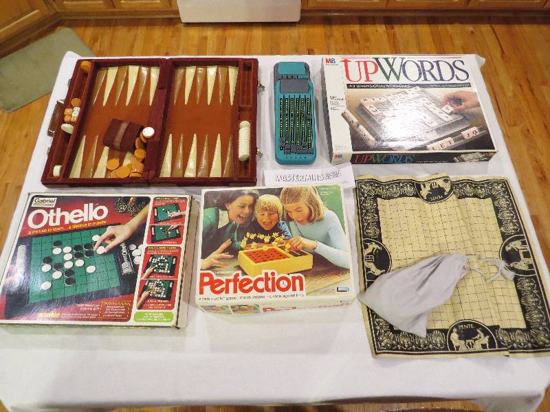 lot 324 image: Lot of 6 Boardgames