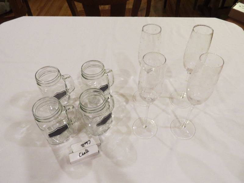 lot 358 image: 4 Chalkboard Mason Jar Mugs and 4 Champaign Flutes