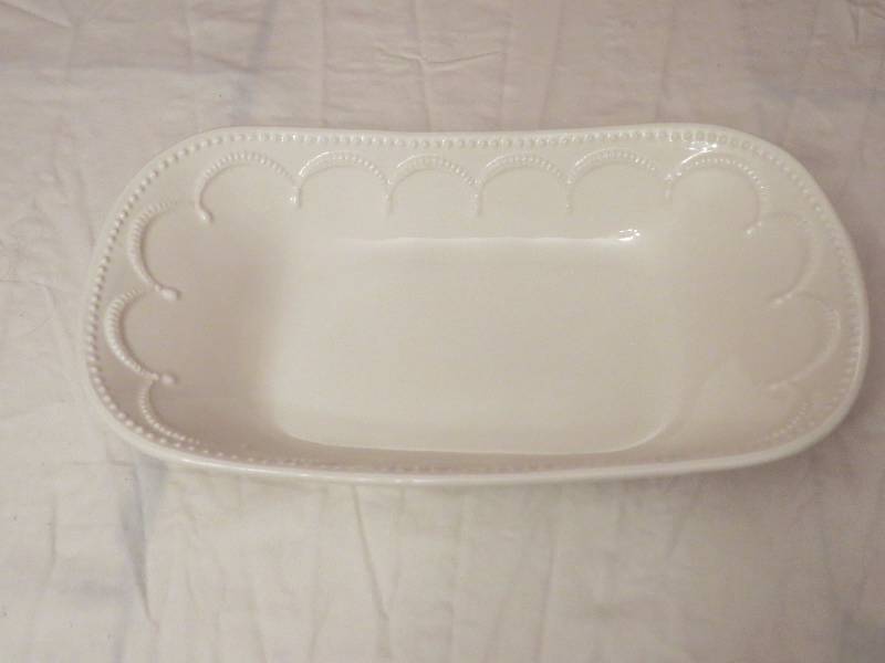 lot 366 image: Italian Serving Dish