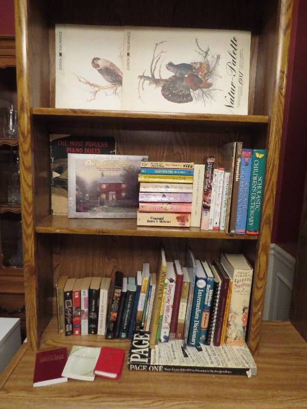 lot 402 image: Lot of Books - religious, romance, vintage