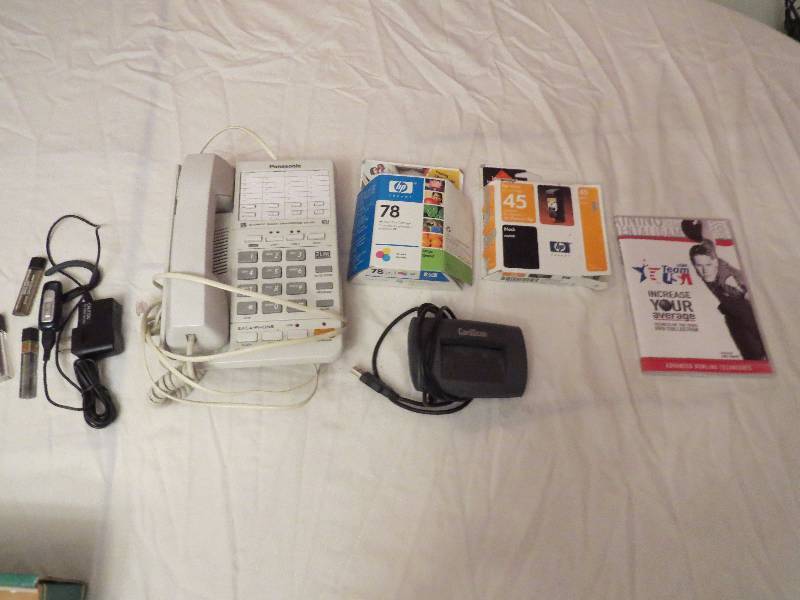 lot 407 image: Lot of Miscellaneous Office Items