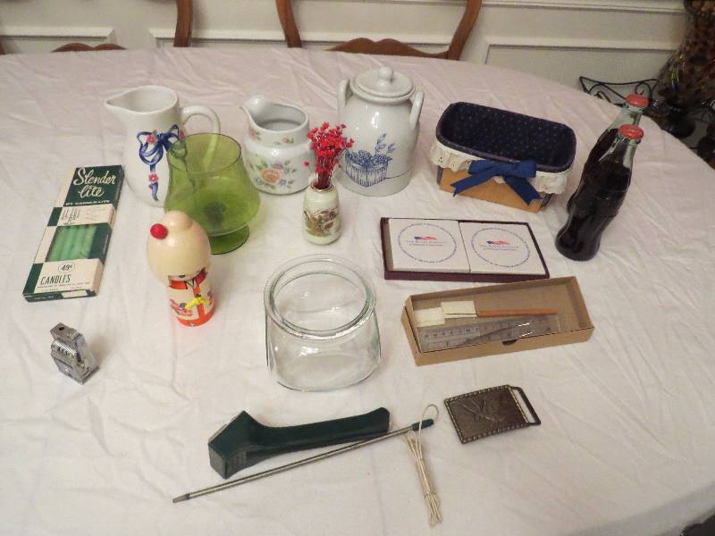 lot 409 image: Assorted Home Dcor and Collectables