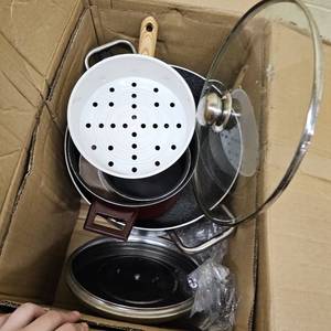 lot 45571 image: 7 Piece Cookware Set