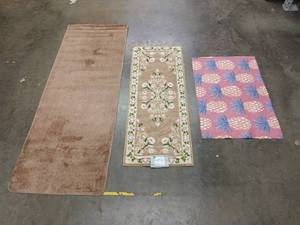 lot 31 image: LOT OF 3 Area Rugs