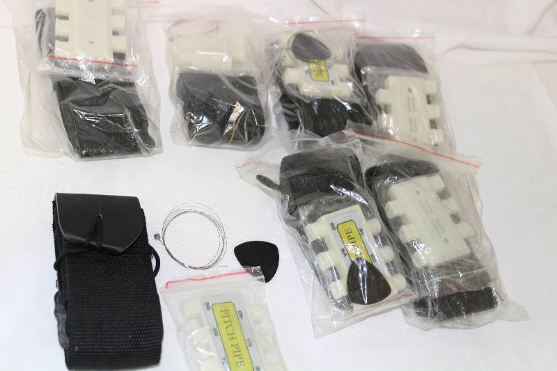 lot 2004 image: Guitar parts