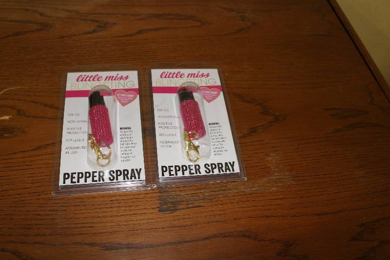lot 2033 image: Pepper Spray