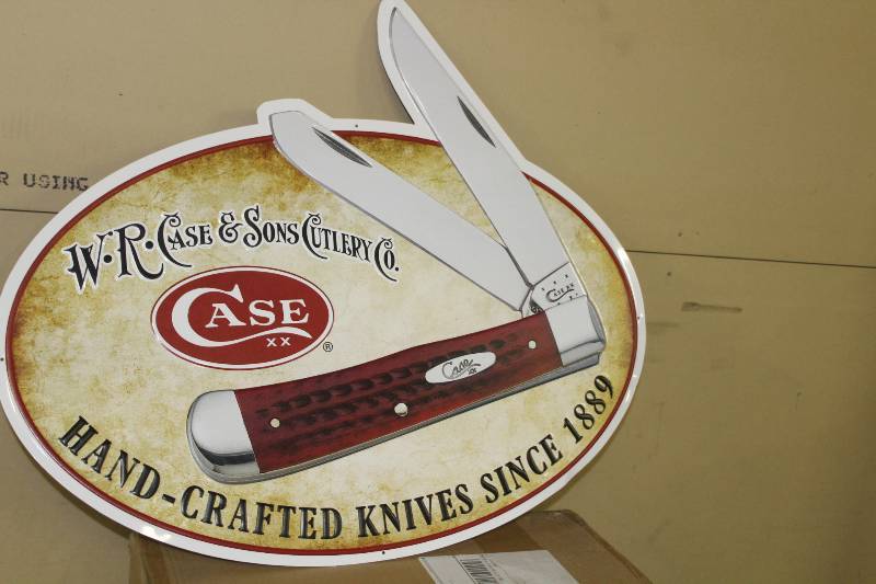 lot 2043 image: Case Knife Signage