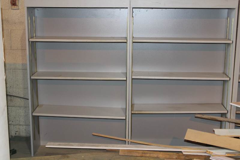 lot 2055 image: Lot of wood shelves