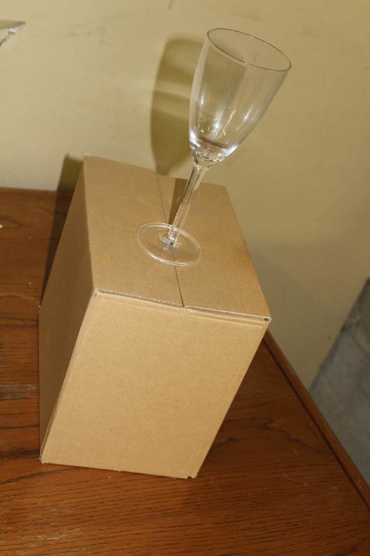lot 2108 image: Wine Glasses