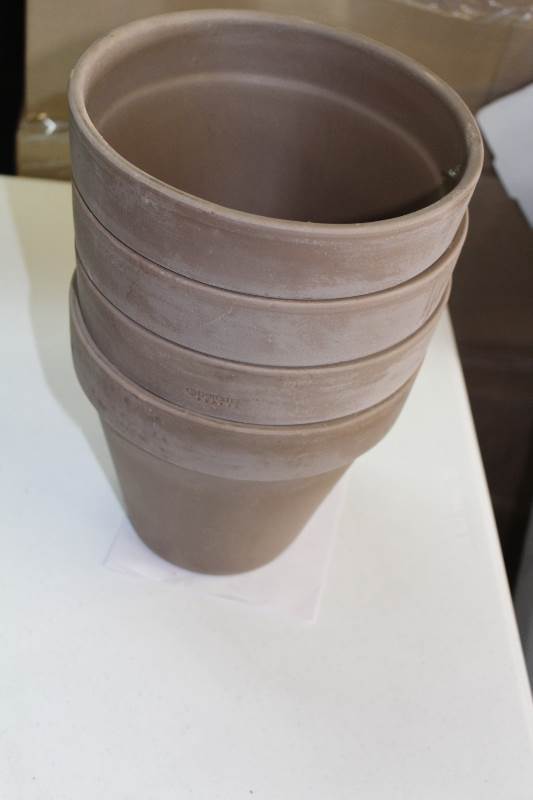 lot 2140 image: Planters