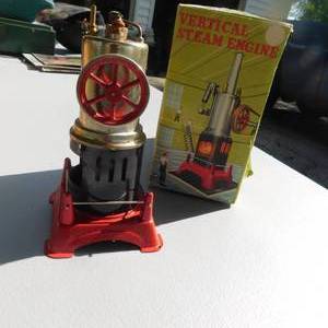 lot 8042 image: Vintage Marx Vertical Steam Engine. J-9010