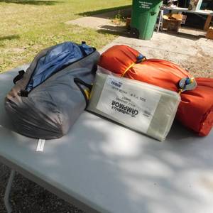 lot 8030 image: Kelty Tent, Bedmat & Groundcloth