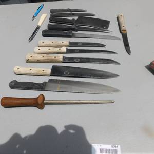 lot 8084 image: Collection of Kitchen Knives. (14)