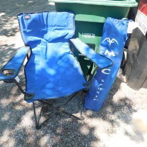 lot 8040 image: Mac Sports Folding Stadium Chairs.