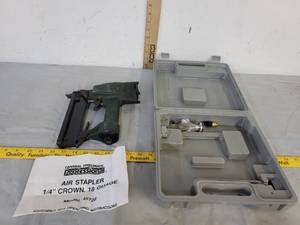 lot 444 image: Central pneumatic air stapler 14 crown, 18 guage