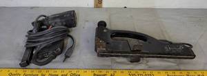 lot 447 image: Duo-fast stapler 38 12 & 916 & spotnails nailer
