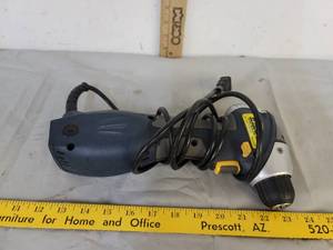 lot 451 image: Chicago electric power tools 38 keyless close quarter drill