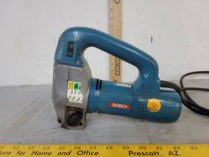 lot 454 image: Bosch jigsaw