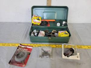 lot 458 image: Metal tool box wtriple seal  hardware & tank-to-bowl
