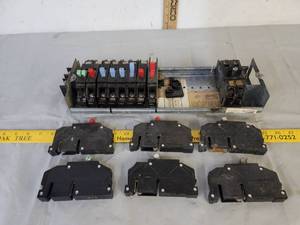 lot 467 image: Various breakers