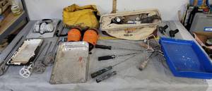lot 506 image: Large lot of painting supplies